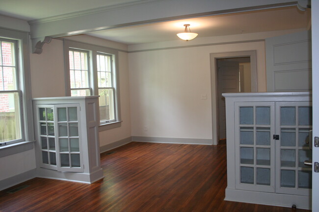 Living & Dining with all the historic detail! - 1415 Center St Apartments Unit 4