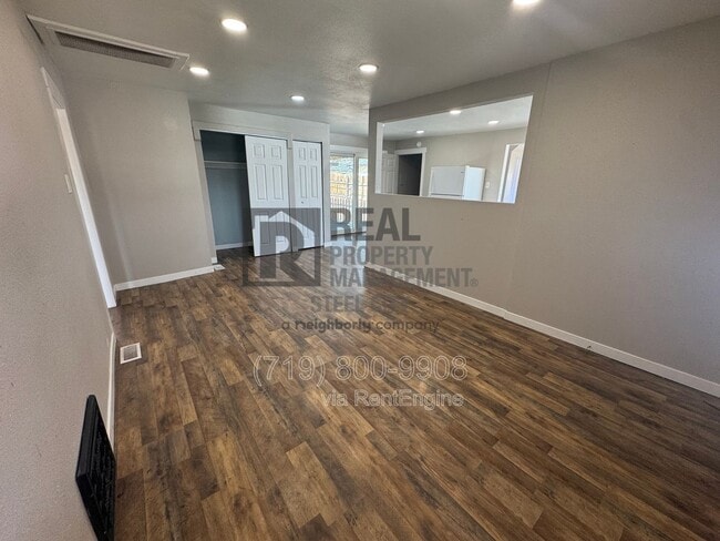 Photo - 2619 7th Ave