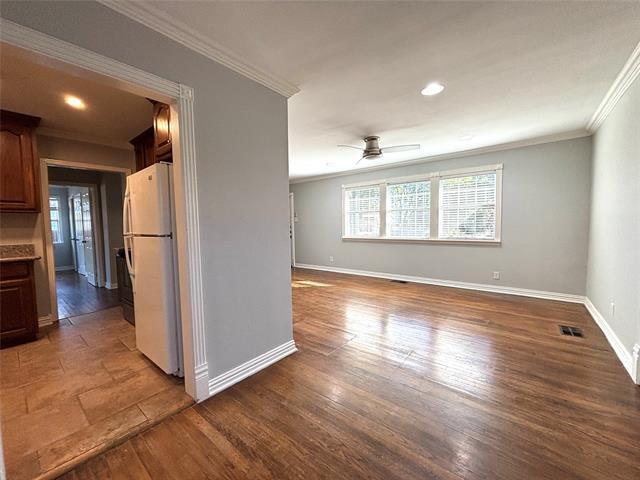 Photo - 3933 Park Ln