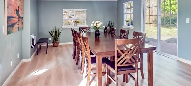 Photo - 711 N Third St