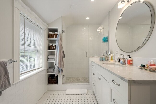 Photo - 35 Upland Rd Unit 2