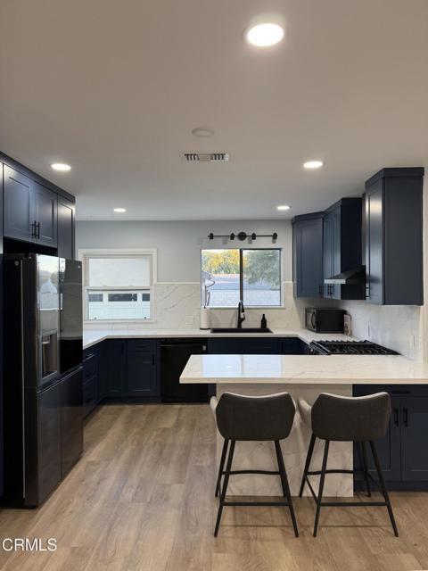 1075 Chevron Ct