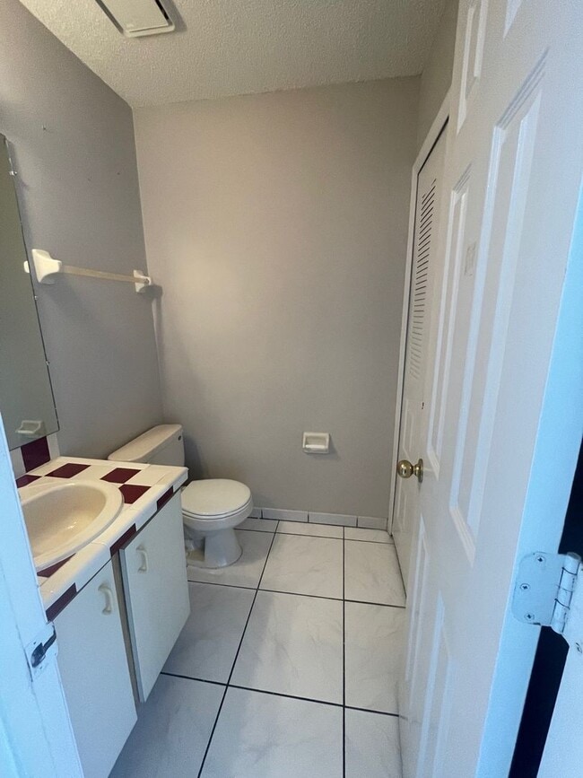 Photo - 3 Bed 2.5 Bath Townhome | Gated Community ...