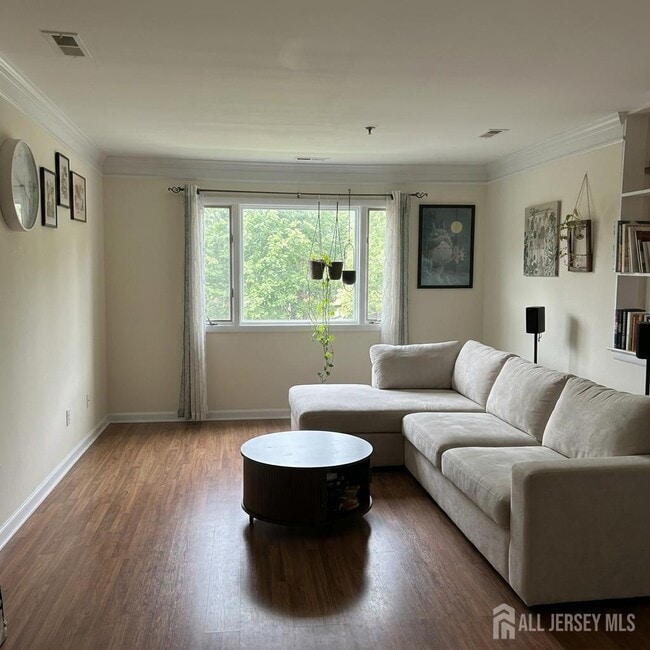 1306 Sayre Dr
