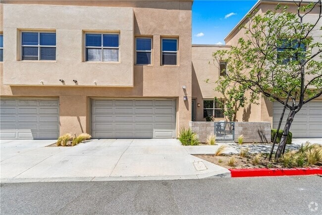 Building Photo - 706 Colorado Cir Rental