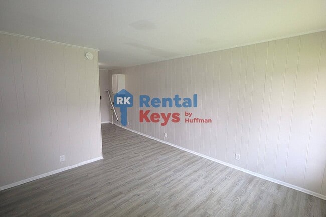 Photo - 1506 Covert Ave