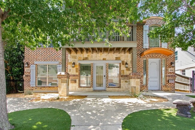 Photo - * MOVE IN SUMMER 7/25/2027 * 5 Bed 3 Bath ...