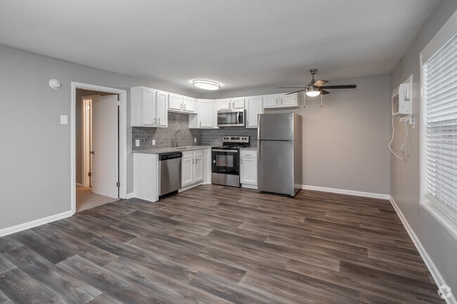 1HAB, 1BA - 588SF - Cocina - Maple Creek Apartments