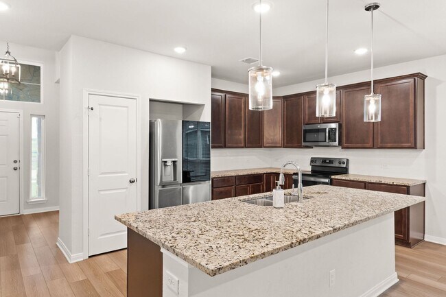Photo - 7101 McGregor Lp