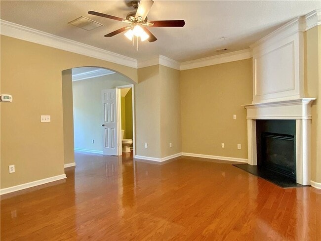 Photo - 921 Magnolia Leaf Dr