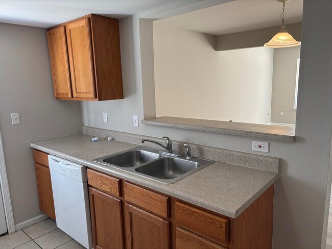 Photo - 1427 Bodie Dr