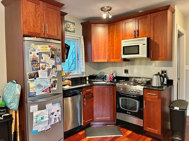 Photo - 228 Hurley St Unit 2