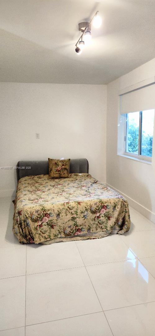 Photo - 1232 SW 17th Terrace Unit B