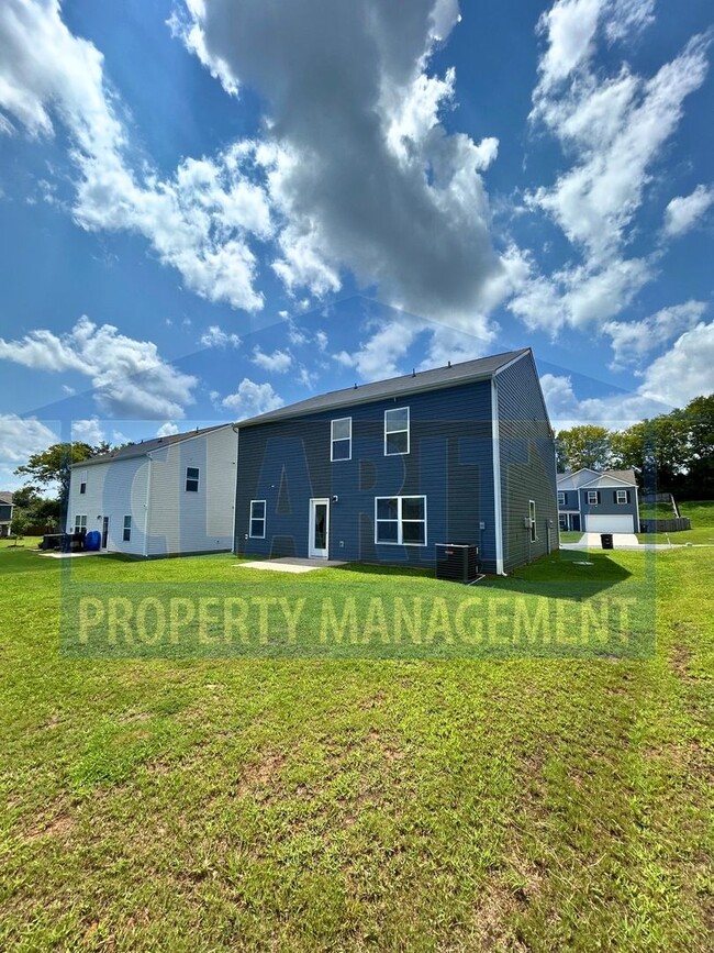 Photo - 1471 Housley Dr