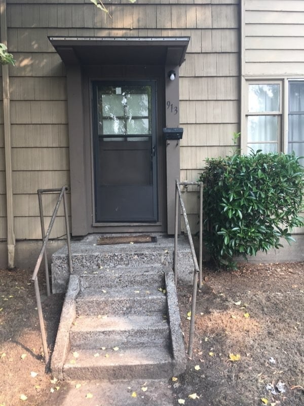 1/2 Off 2nd Month's Rent - 1/2 Off 2nd Month's Rent Apartment Unit 22-913
