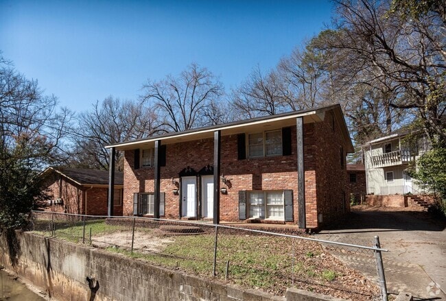 Building Photo - Schedule A Tour Today! Rental