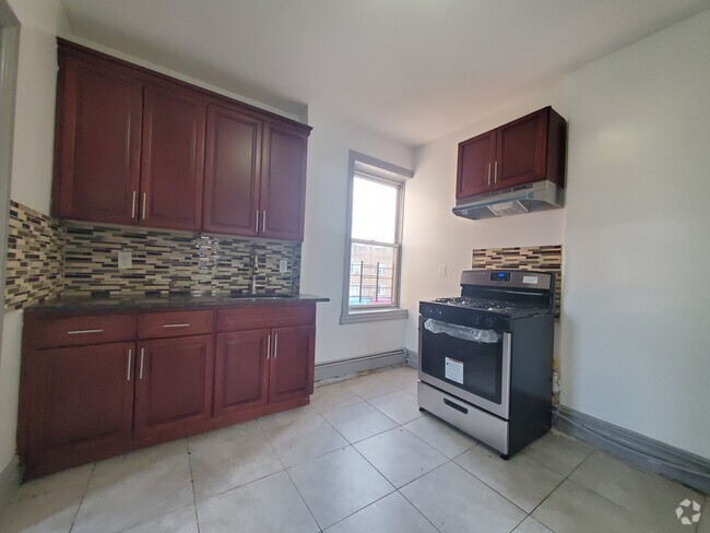 Building Photo - 113 Martin Luther King Jr Dr Unit 2B Rental