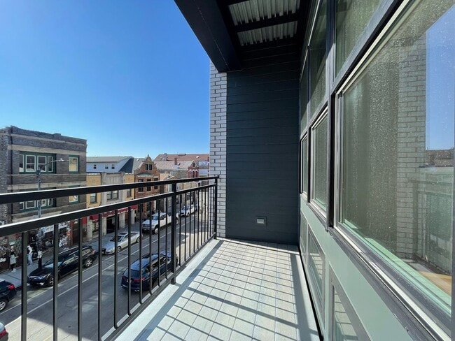 Photo - 1730 W 18th St