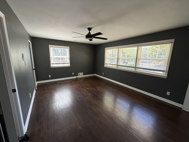 Photo - 3255 Columbia Woods Dr