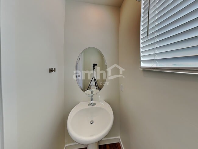 Photo - 1312 W Mahogany St