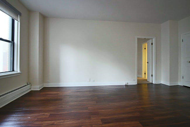 Photo - 164 E Pearson St Unidad 1123