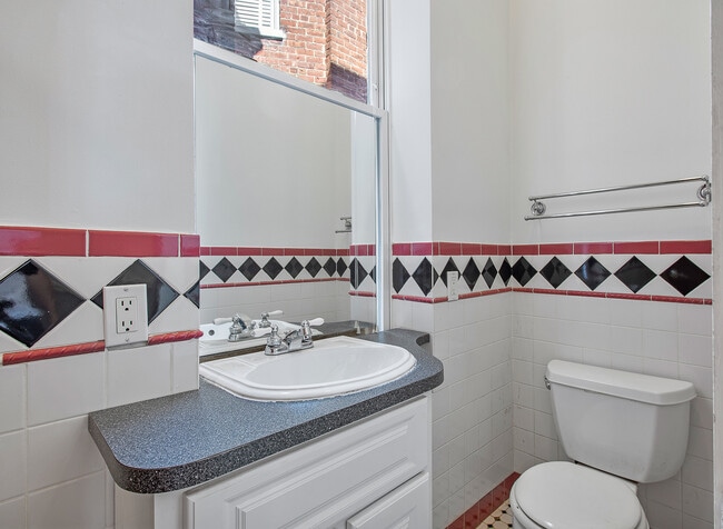 Photo - 2602 W Grace St