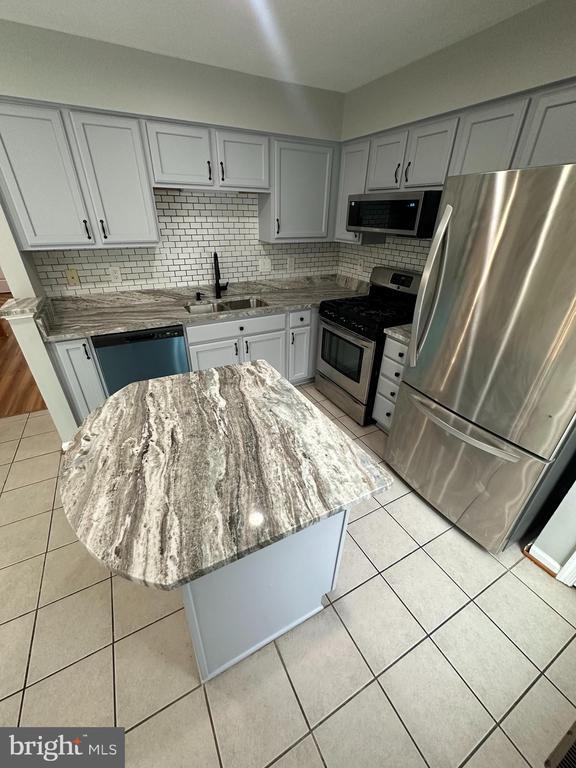 Photo - 12705 Town Center Way