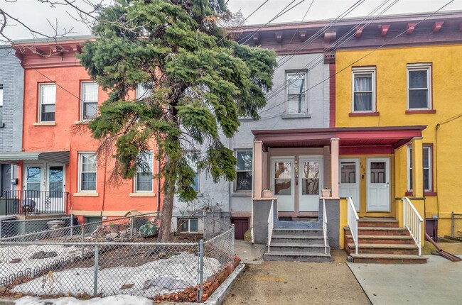 Building Photo - 1234A John F. Kennedy Blvd Unit Apt 1