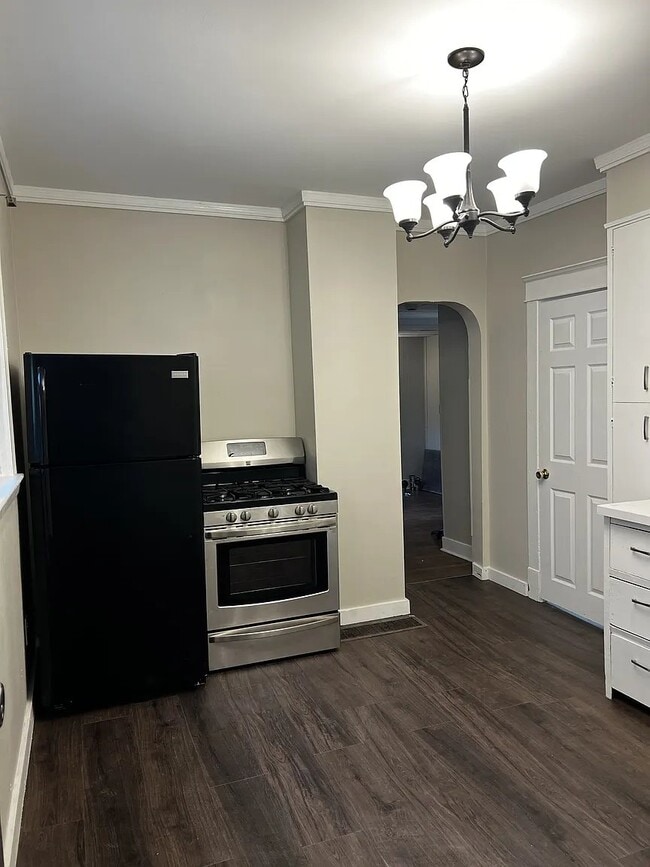 228 Weiss St Unit Back