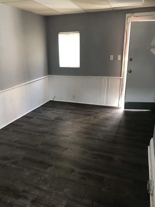 Photo - 3812 Pier St