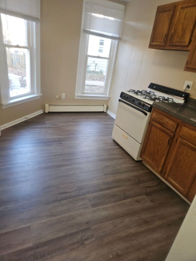 Photo - 1001 Lincoln Ave Unit 1001 Lincoln Avenue #2