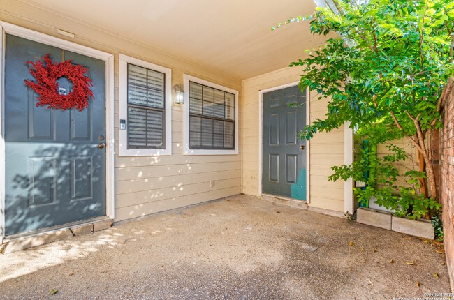 Photo - 11610 Vance Jackson Rd Unidad 1105