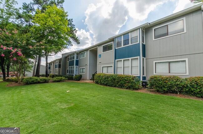 Photo - 730 Franklin Dr SE Unit A05