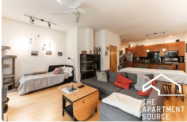 Photo - 1407 N Wicker Park Ave Unit 3