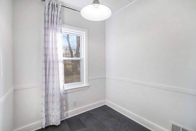 5 Wenonah Dr