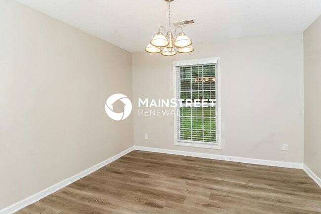 Photo - 3 Bedroom Pet-Friendly Home in Greensboro,...