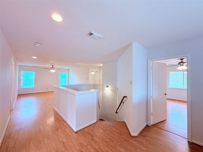 Photo - 13407 Carruth Ln
