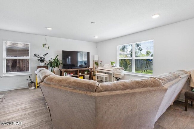 182 Osprey Lake Rd