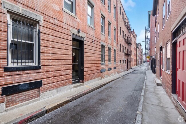 Building Photo - 47 Tileston St Unit 3 Rental
