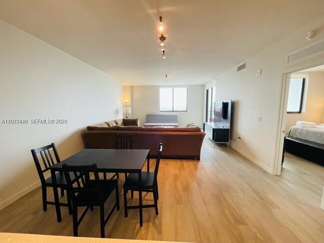 Photo - 999 SW 1st Ave Unit 2613