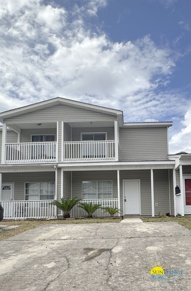 Building Photo - Charming 2 Bedroom Townhome in Fort Walton...