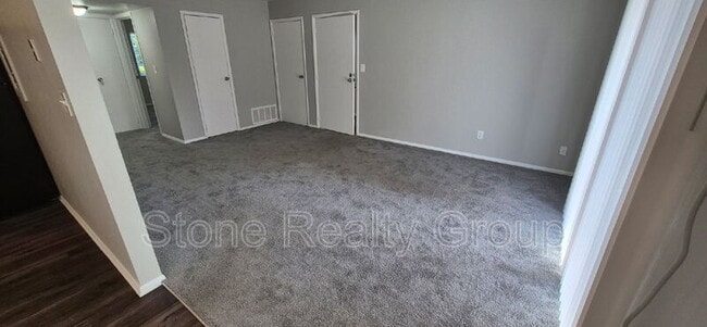 9134 E 10th St Unit 3