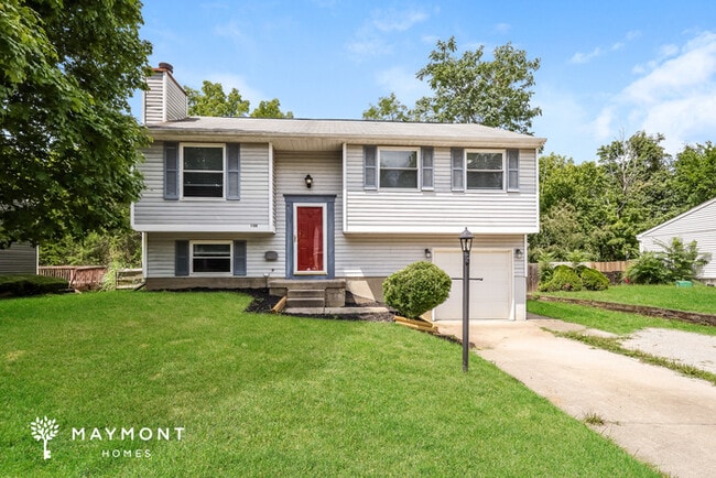 Spacious Three Bedroom - Spacious Three Bedroom House
