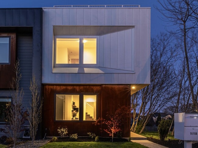 Building Photo - Thoughtfully Designed and Professionally Managed in Sought-After Germantown!
