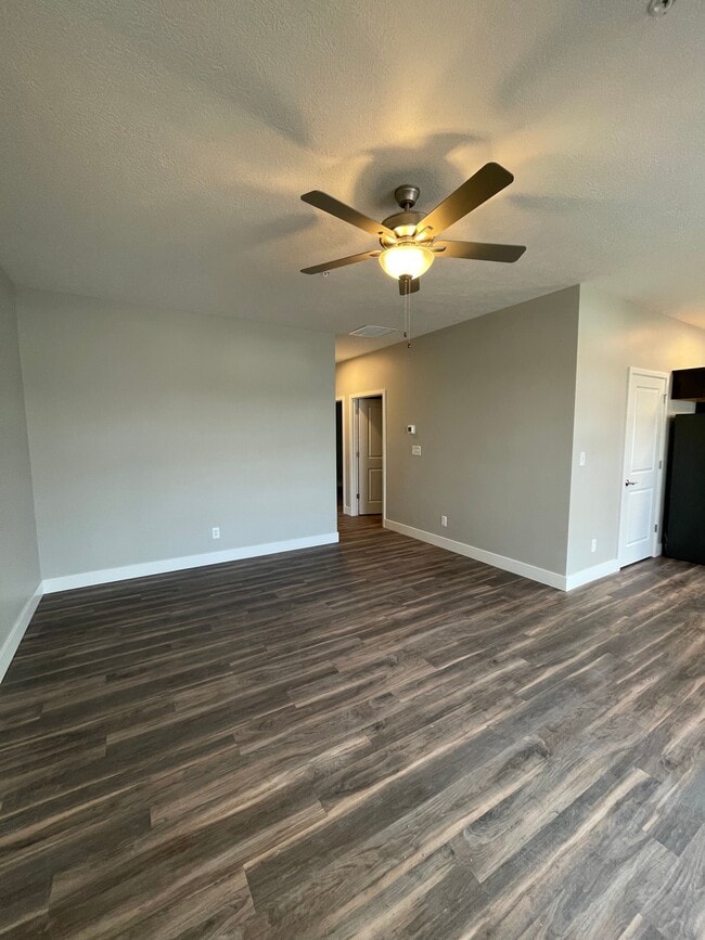 Photo - 2026 Scott Street