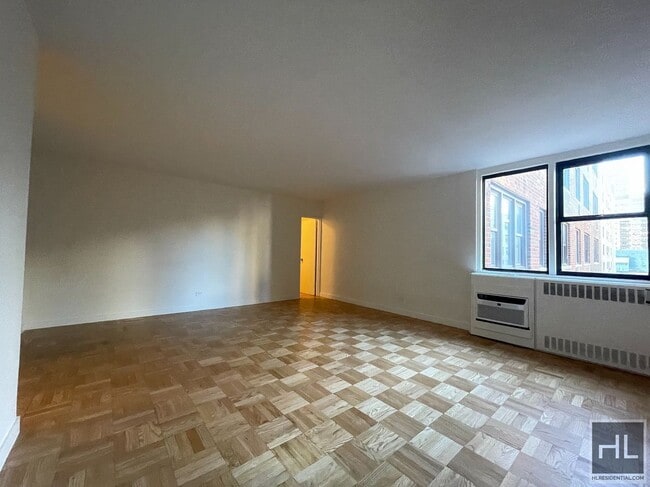 Building Photo - East 79th Street Unit 12M