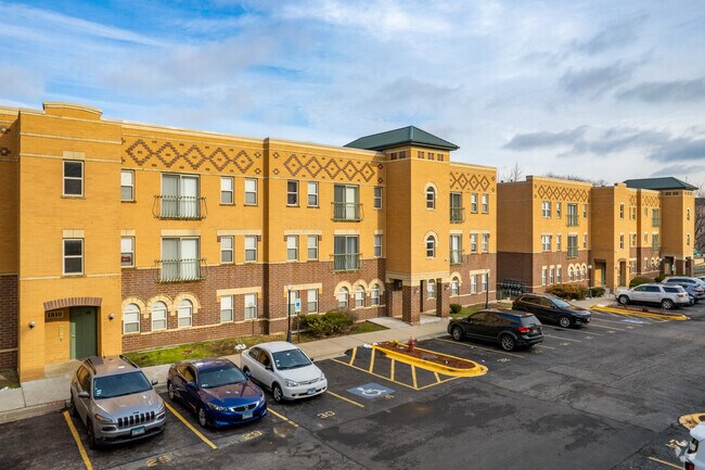 Photo - Humboldt Ridge Apartments