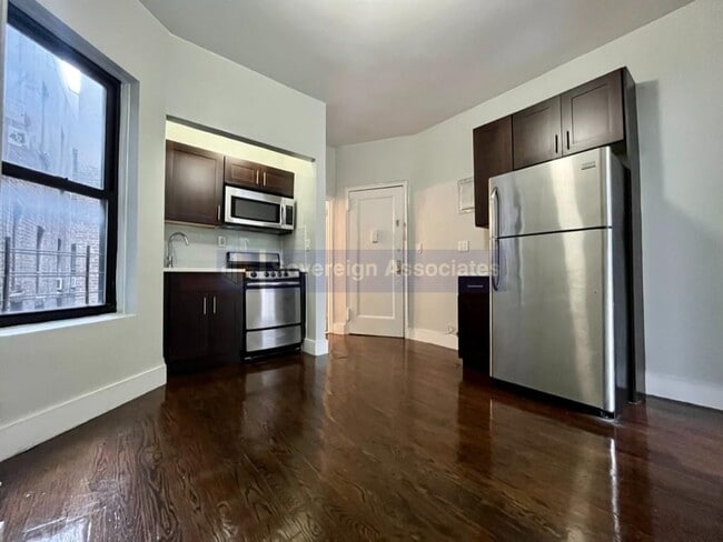 Building Photo - 1885 Amsterdam Ave Rental