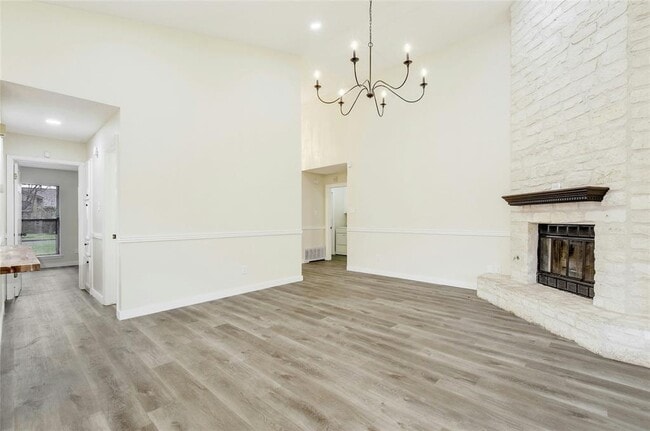 Photo - 5610 Meadow Crest