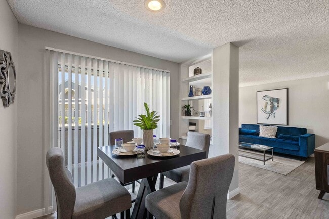 Renaissance Villas Apartment Homes